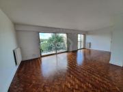 VERSAILLES GRAND SIECLE 5 pièces en TB état 6ème étage...