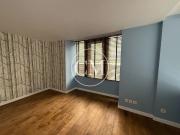 VERSAILLES NOTRE DAME LOCAL COMMERCIAL