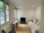 VERSAILLES SAINT LOUIS