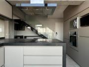 Confortável duplex para venda em Vila Olímpia com 1...