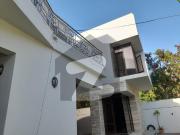 Versatile Bungalow For Commercial Or Residential Use...