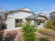 Home For Big Family with 2 Kitchens Home For Big Family with 2 Kitchens