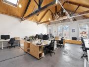 VERSATILE LIGHT FILLED OFFICES IN THE HEART OF HARDWARE LANE