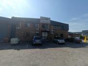 versatile office & warehouse space i.