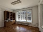 Verwaltungsfläche im Erdgeschoss von etwa 60 m²