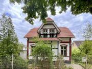 Verwunschenes Haus am See: Seltenheit in Hermsdorf