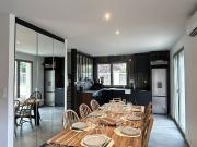 Very beautiful townhouse completely renovated close to... Very beautiful townhouse completely renovated close to...