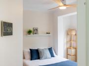 Very bright double bedroom near the Bon Pastor metro