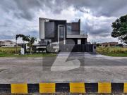 Very close to dolemon mall 1 kanal eye catching ultra...