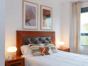 Very cool 2 Bedroom apartment with balcony near Parc...