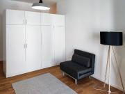 Very large, modern sunny apartment with balcony, Berlin...