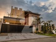 Very luxury 1 kanal brand new fully furnished house with...