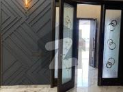 Very Modern And Beautiful House On Canal Road