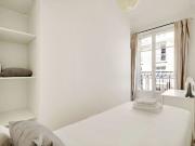 Very nice flat located in the heart of the Alesia...