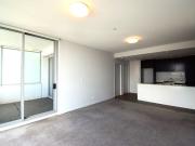 Very nice Two Bedroom Apartment + Study on level 14