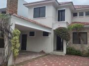 Via a la Costa, Renta de linda casa 3 dormitorios con...