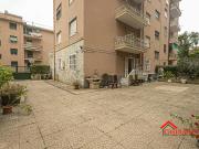 Via Alberto Picco 4 Pegli 8 vani 159mq Via Alberto Picco 4 Pegli 8 vani 159mq