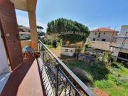 Via Aurelia Levante 1 5 vani 138mq