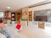 Via Bassanese 24 6 vani 193mq