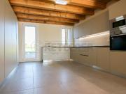 VIA CAPITELLI 21 7 vani 215mq