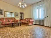 Via Carlo Fisogni 27 trilocale 100mq