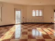 Via Castello 6 vani 142mq