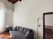 via Castiglione civico 18