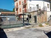 Via Comino 14 10 vani 230mq