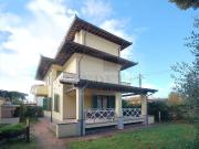 Via Cortona 44 10 vani 170mq