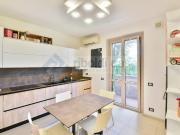 VIA DA VINCI 5 vani 190mq