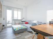 Via Davide Menini 129 6 vani 86mq