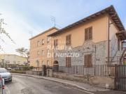 Via del Boschetto 35 10 vani 250mq