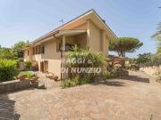 Via del Fico 81 11 vani 300mq