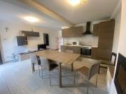 via del lavoro snc 10 vani 250mq