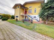 Via del Marginone 14 vani 245mq