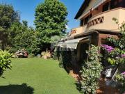 Via della Bordogna 8 vani 210mq