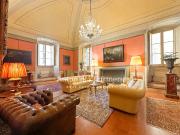 Via della Valle Inferiore 9 vani 368mq