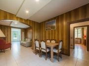 Via delle Scuole 38 11 vani 225mq