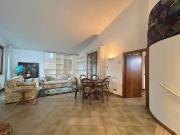 via di poggiolino POGGIOLINO 7 vani 270mq