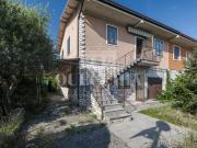 Via Enrico Fermi 6 vani 219mq