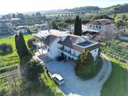 Via Eugenio Montale 14/15 7 vani 135mq