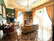 Via Famagosta 9 vani 233mq