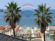 Via Flavio Gioia quadrilocale 100mq