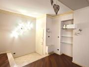 Via Fratelli Porcellaga 39 quadrilocale 148mq