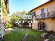 via gardesana 15 vani 625mq