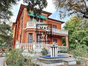 Via Gavinana CENTRO 10 vani 430mq