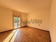 Via Giordano sn 6 vani 155mq