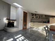 VIA GIORGIO AMENDOLA 24 8 vani 180mq