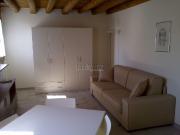 via Gluck 4 monolocale 35mq