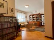 Via Gravina 29 5 vani 148mq